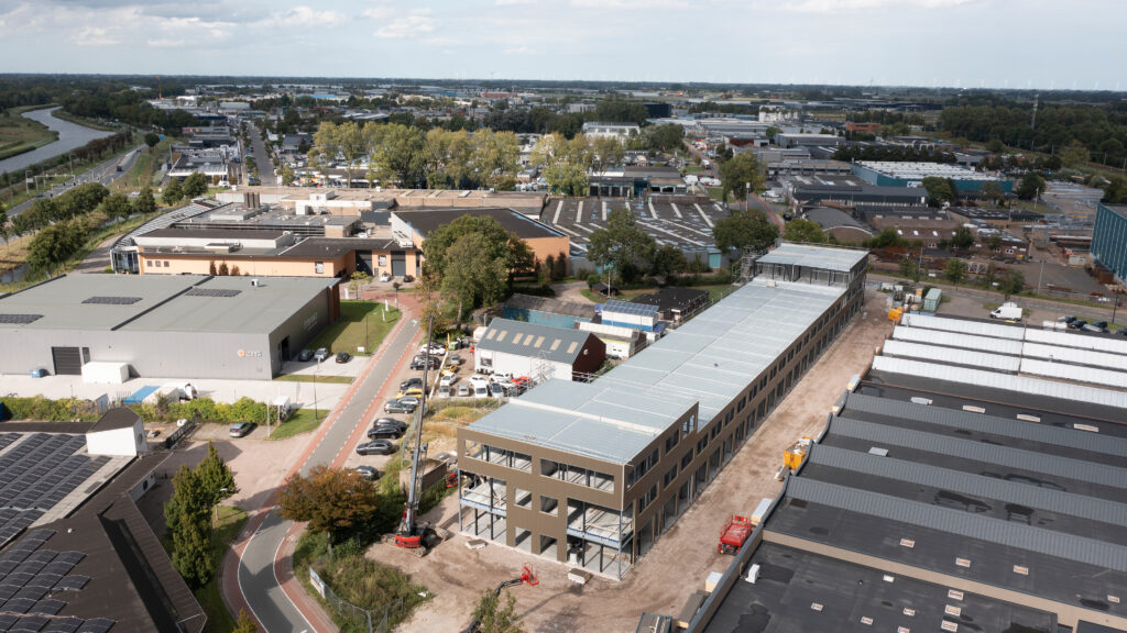 Nijverheidsplein 1 in aanbouw